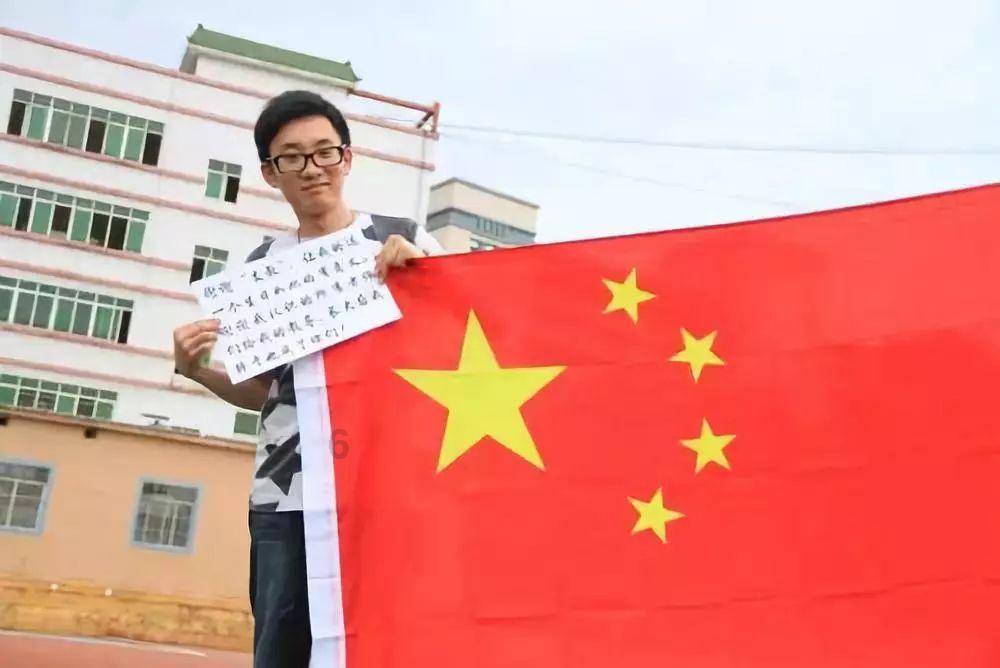 老工伤l日病复发治疗产生自费有谁报销